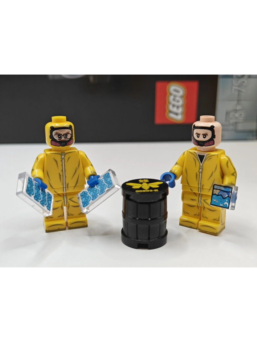 Breaking Bad: Walter White & Jesse Pinkman (Lab Suit) Custom Lego Minifigure